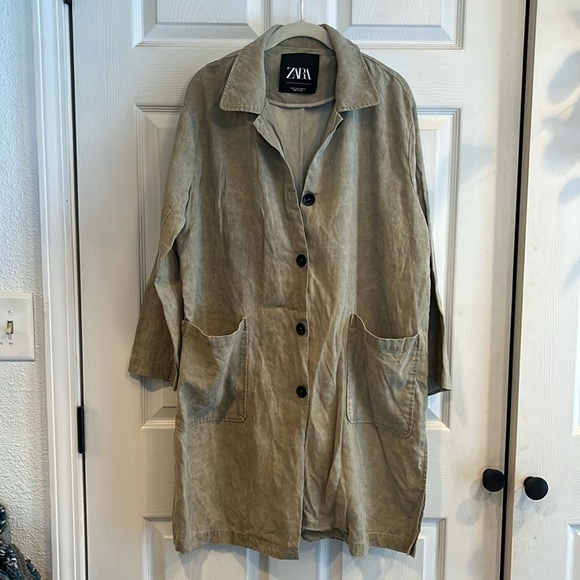 Zara brand size M button front jacket with pockets - Picture 1 of 5